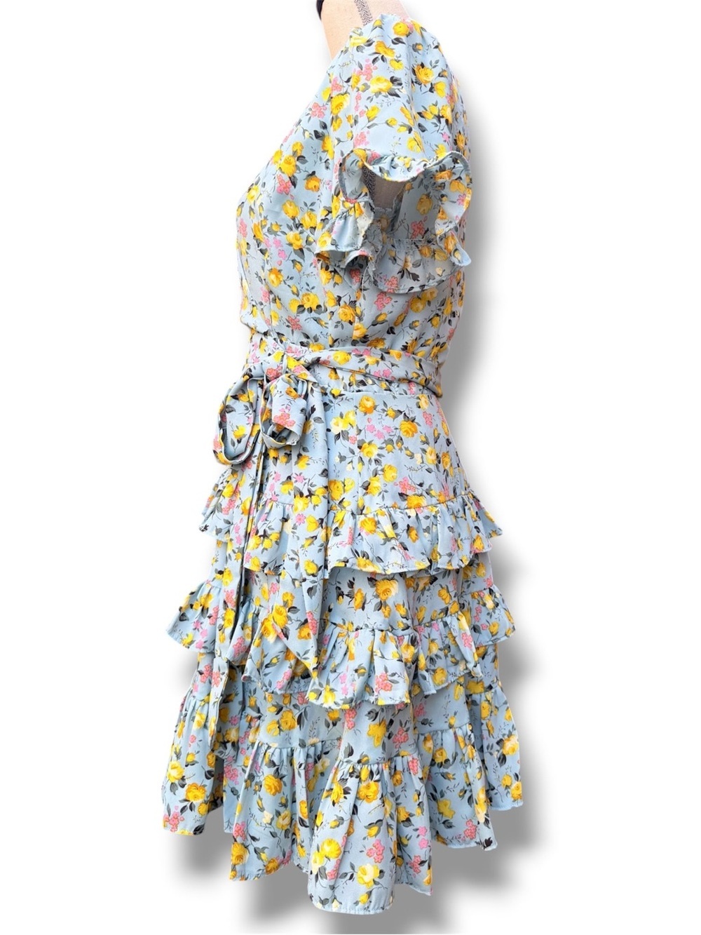 NWOT Lulu's  Floral Tiered Ruffle Mini Dress Size- M Fairy Wedding Guest Dainty - Picture 4 of 10